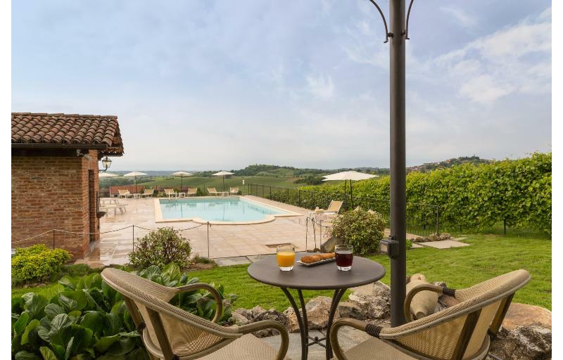 Relais Castello Di Razzano Alfiano Natta